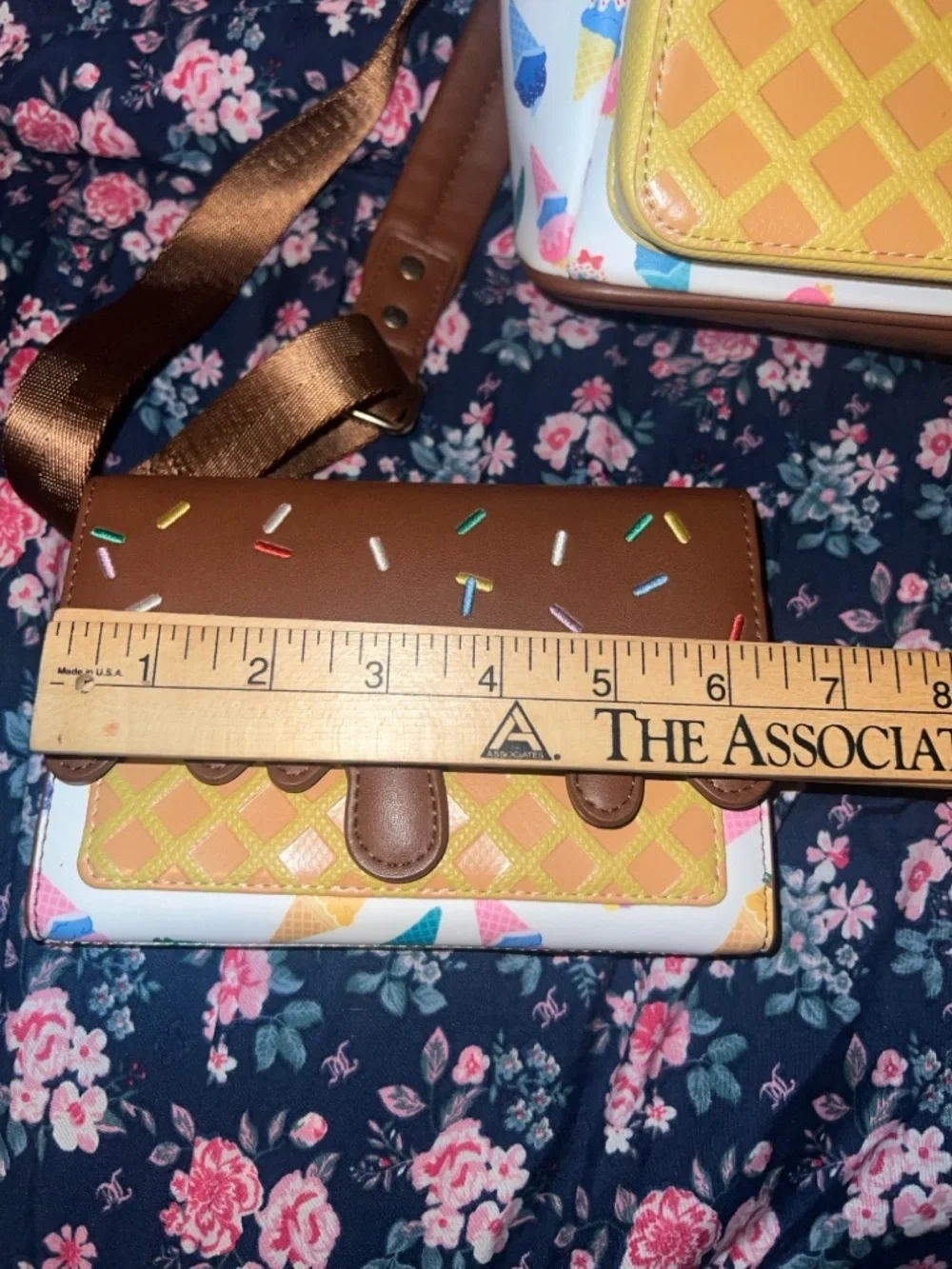 Disney/loungefly ice cream cone + wallet mini backpack set - Picture 5 of 9